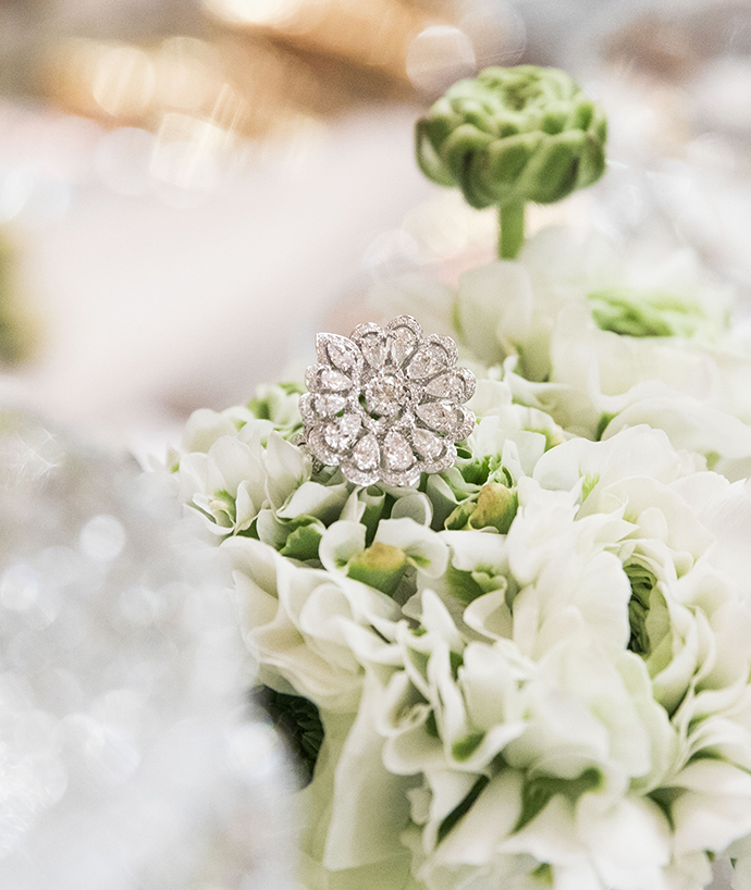 Кольцо Chopard Precious Couture из белого золота с бриллиантами